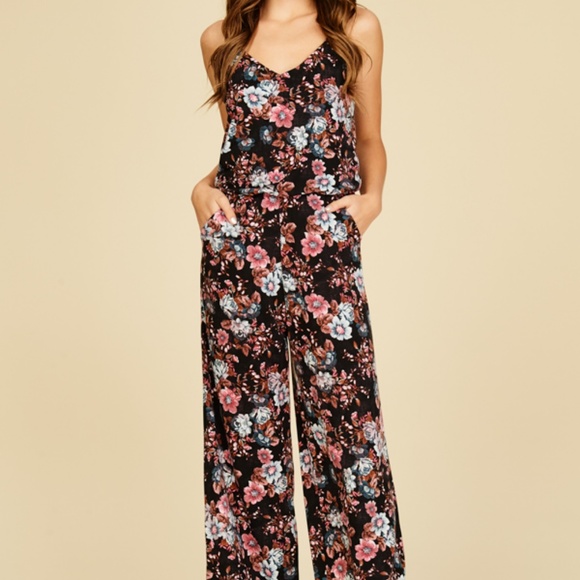 Knit jumspuit with floral print - Picture 2 of 8